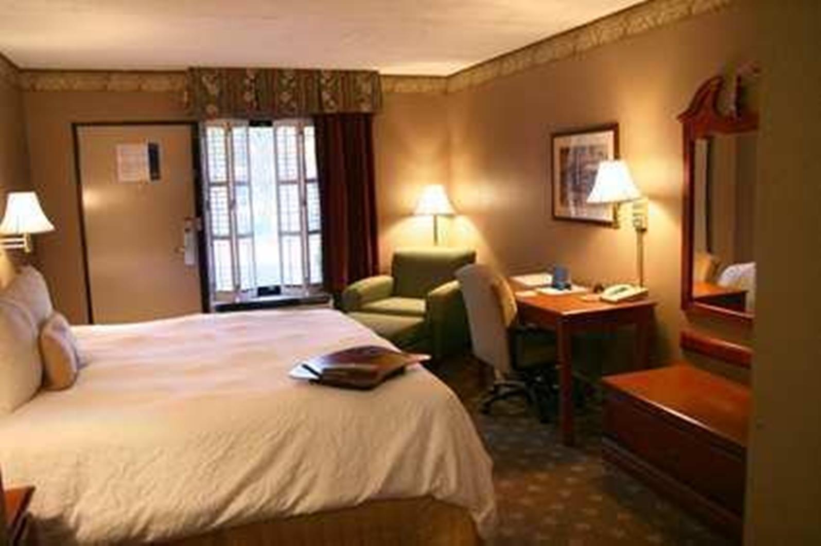 Hotel Econo 2*